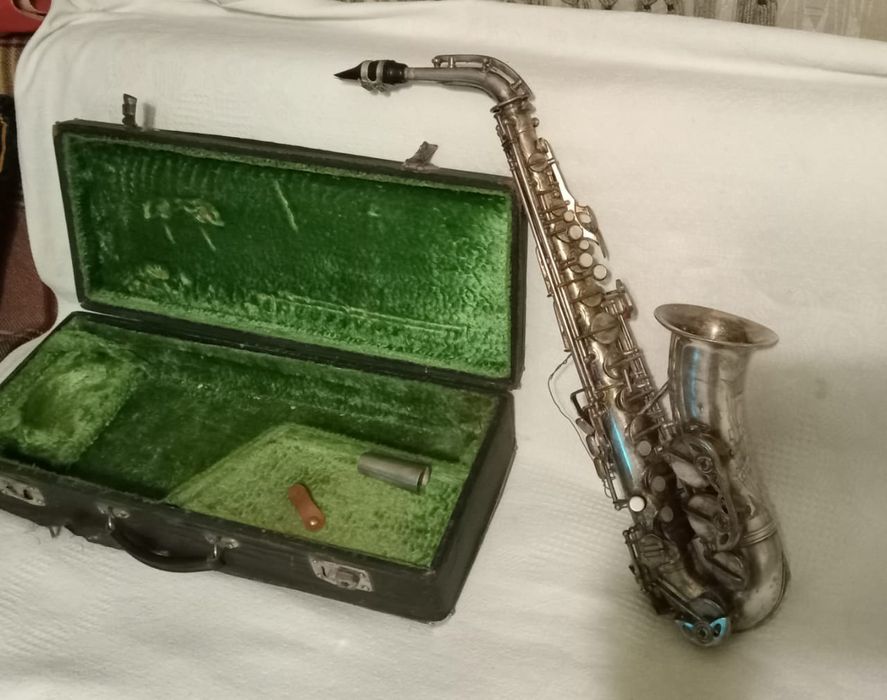 Саксофон Amati Craslice Deluxe Classic