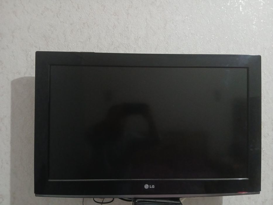 LG televizor sotiladi
