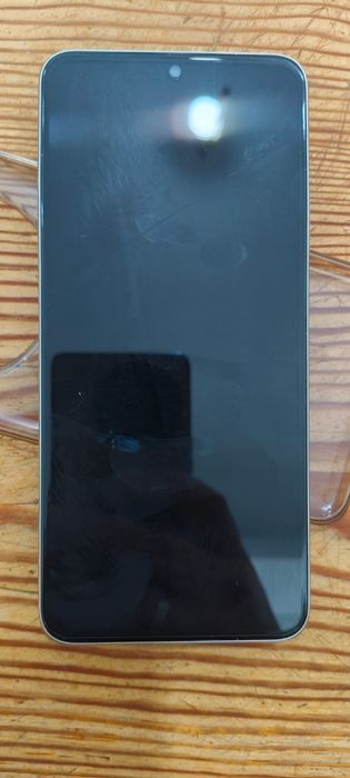 Обменяю на айфон.