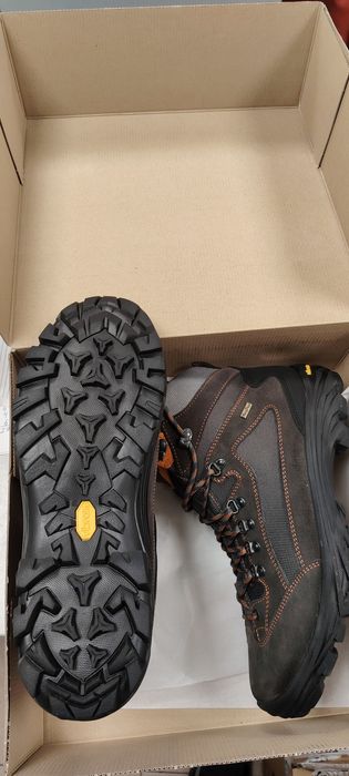 Планински обувки