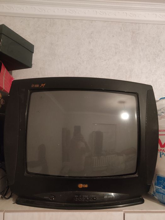 Телевизор LG б/у