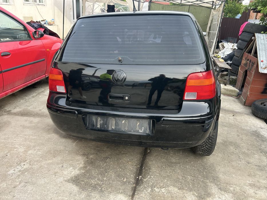 Dezmembrari auto