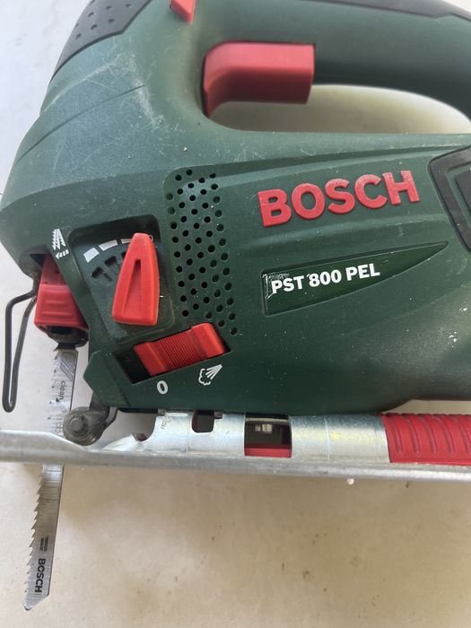 Продам лобзик и циркулярку BOSCH.