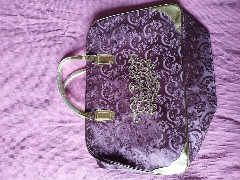 Дорожная сумка вместительная