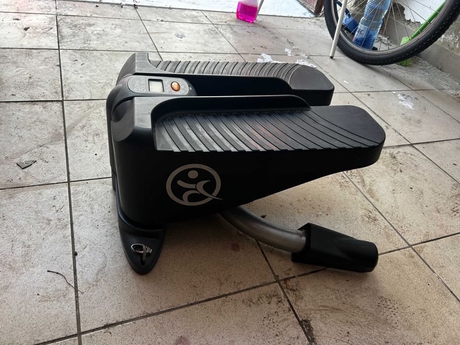 Mini stepper fitness cu display – aparat exerciții acasă