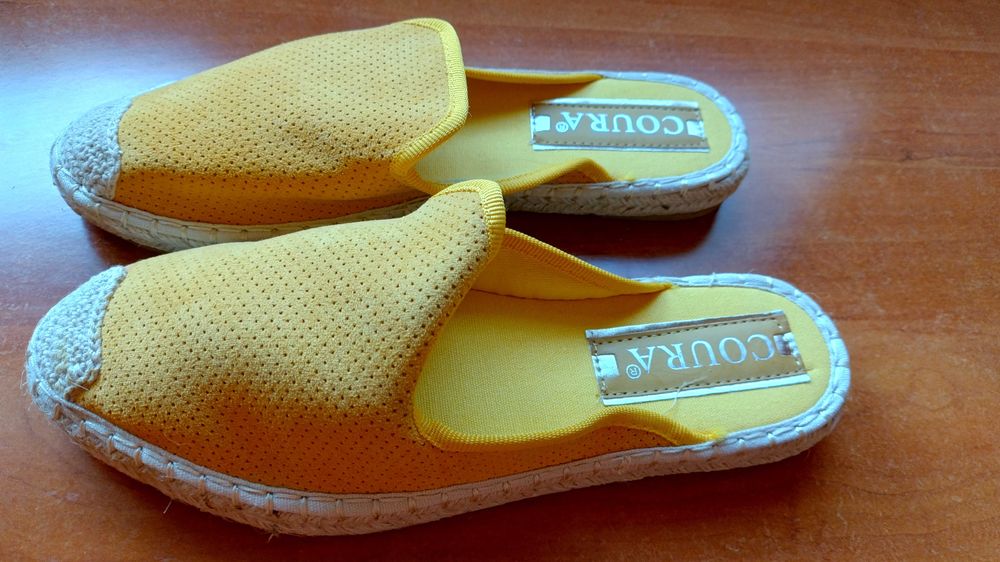 Дамски еспадрили тип чехли