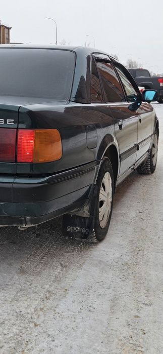 Продам ауди 100 с4