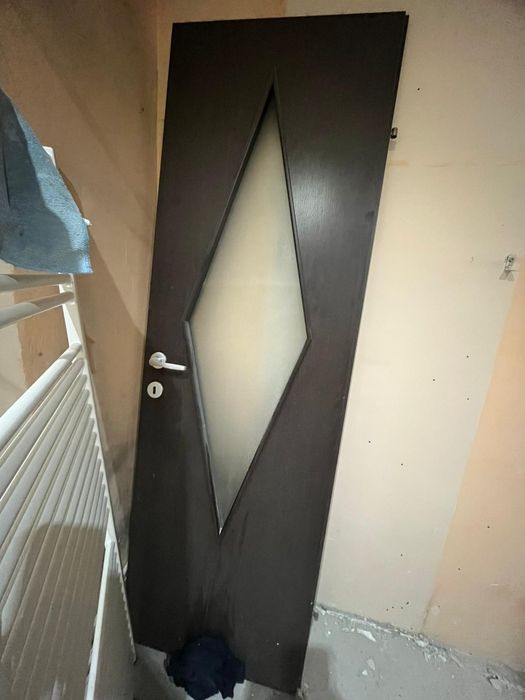 Uși pentru diferite nevoi – securitate, interior și design modern