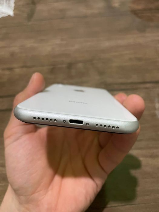 iPhone Xr 64gb 8/10