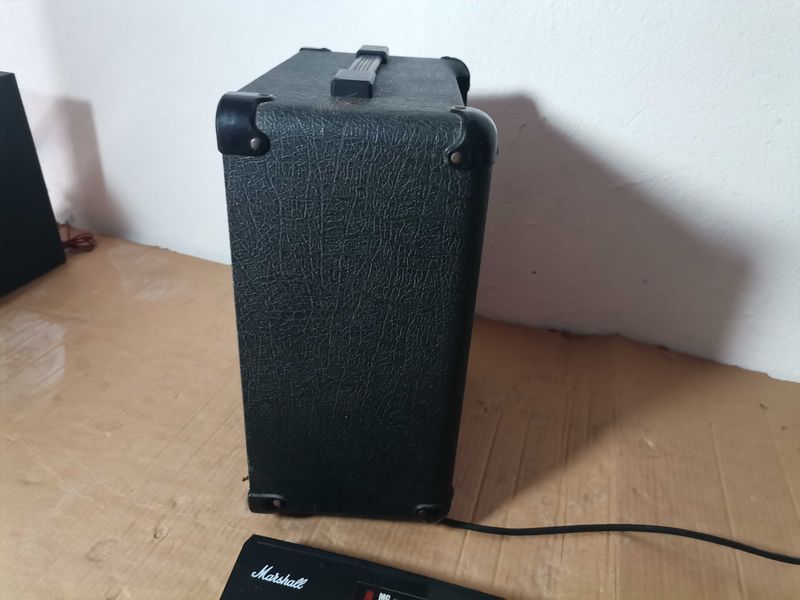 Кубе - Marshall keyboard 12