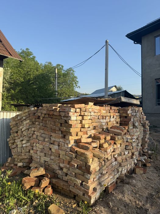 Продается кирпич