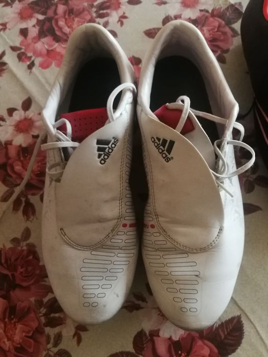 Бутонки Nike mercurial и Adidas F30