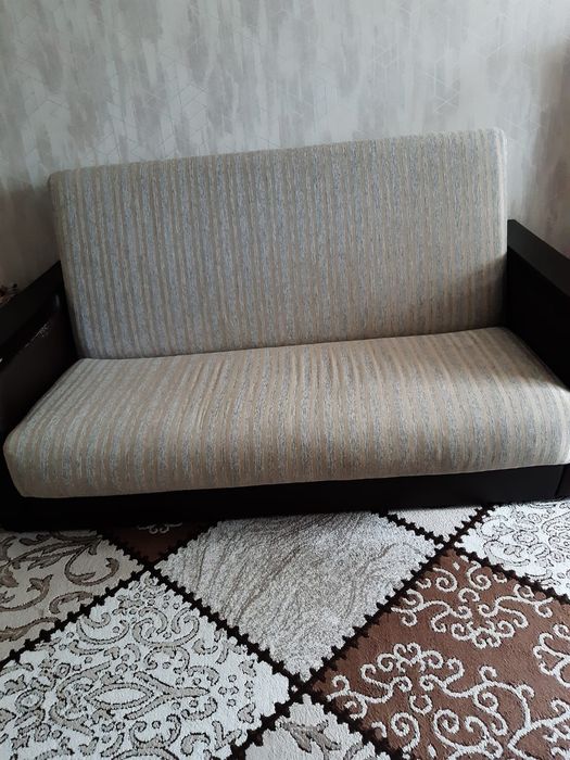 Продам диван,в хорошем состоянии!
