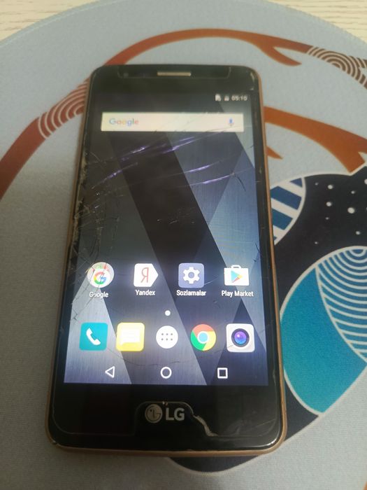 LG K8 (2017) android Telefon