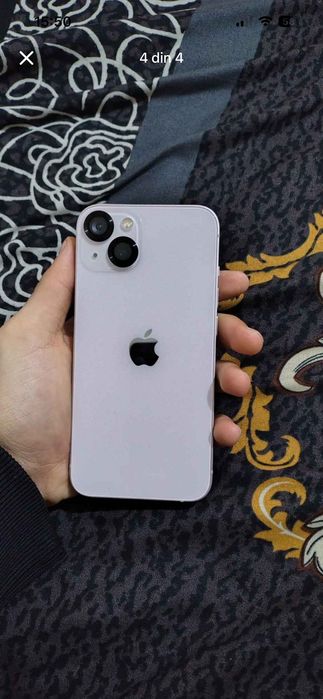 Vând iPhone 13 roz ipecabil