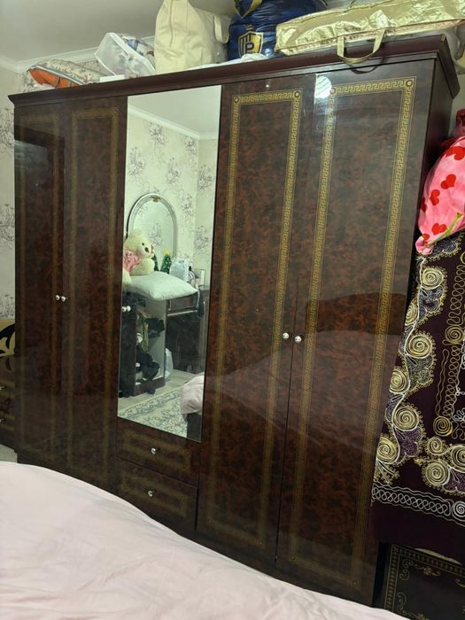 Продам спальню в хорошем состоянии