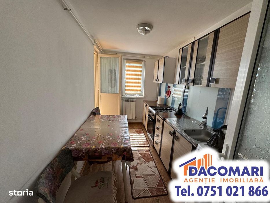 Apartament 3 Camere Micro 40 – Poziție Excelentă la Strada Principală!
