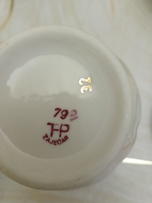 Продам чайный сервиз Мадонна