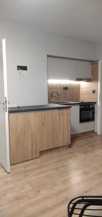 Изработка на мебели, кухни и спални по Ваш вкус и размер