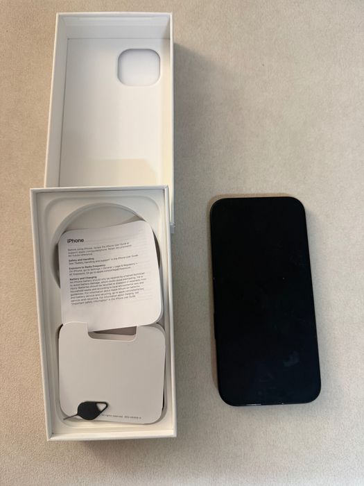 iPhone 15,128 GB
