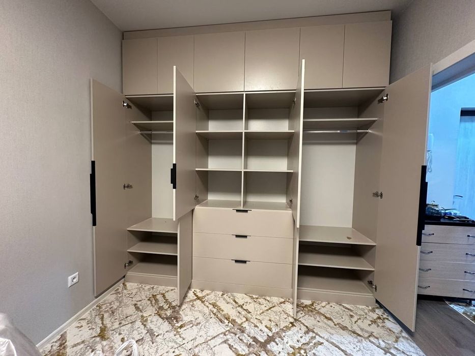 Сборщик мебели mebel yiguvchi