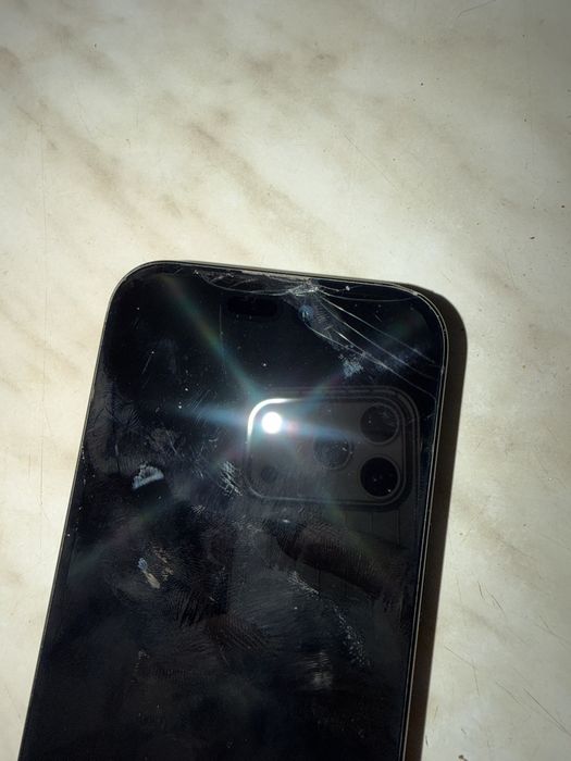 Iphone 15 , смартфон