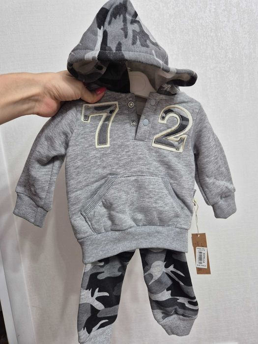 Детский теплый костюм до года c начесом, новый