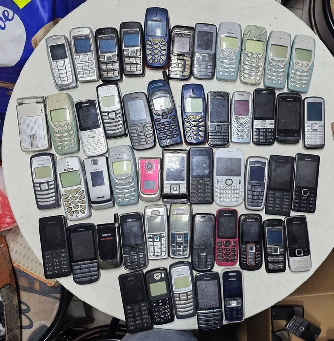 Ретро мобилни телефони