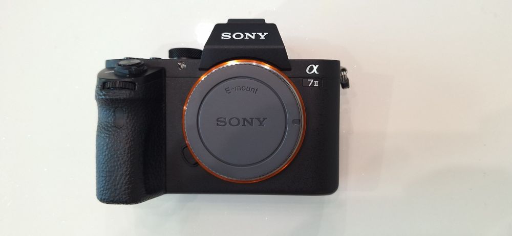 Sony A7 II                    .