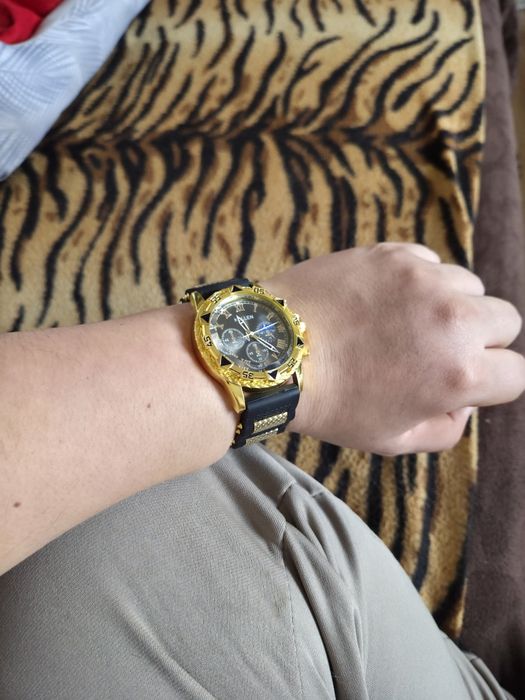 Готин часовник KULLEN