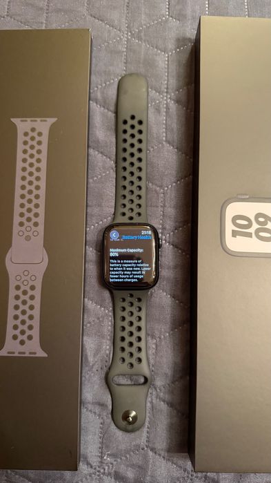 Заглавие: Apple Watch Nike Series 7 (45mm) – Пълен комплект + Втора оригинална Nike каишка