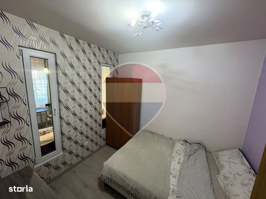 Garsonieră cu dormitor separat, ultracentral, Bulevardul Unirii (Mara) — fotografia 3