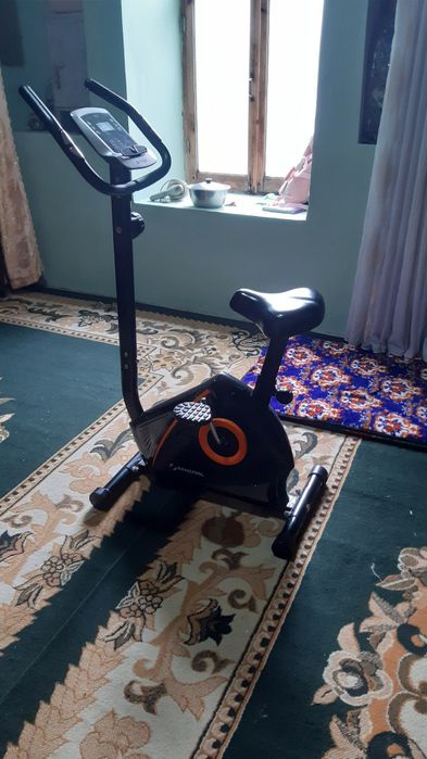 Беговая дорожка ва велотренажёр сотилади