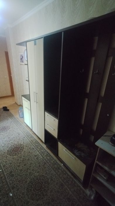 Шкаф для прихожей