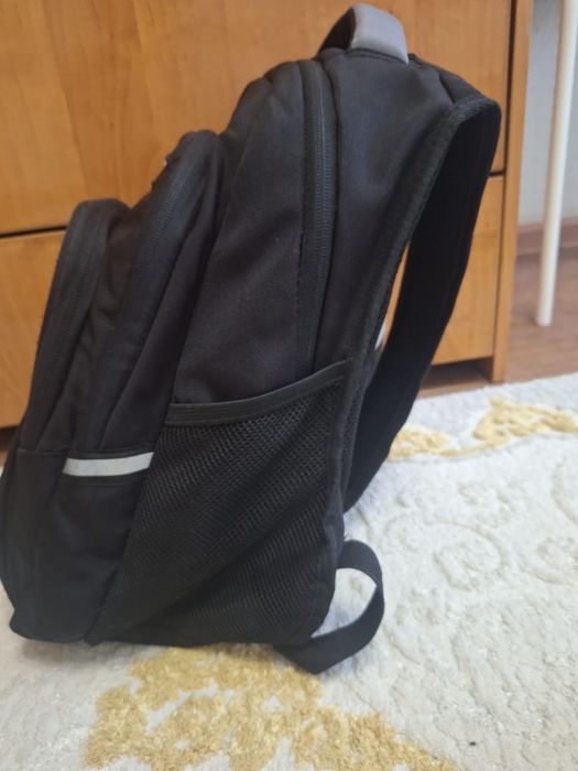 Продам школьный  рюкзак