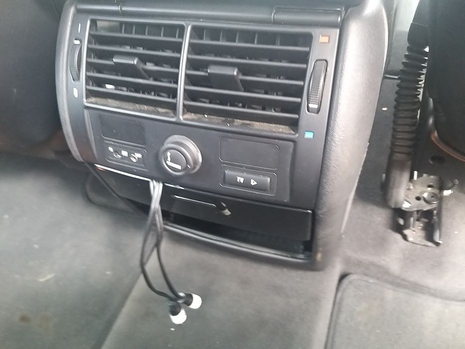 На части БМВ Х5 Е53/ BMW X5 3.0D фейслифт