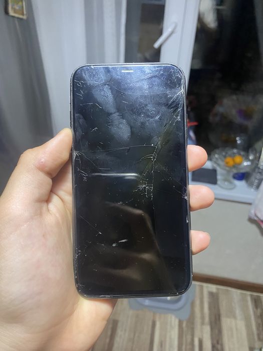 Обменяю айфоны 11