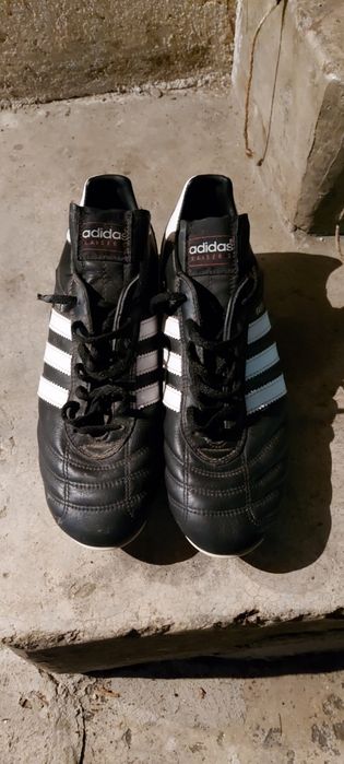 Ghete de fotbal turnate Adidas Kaiser 5