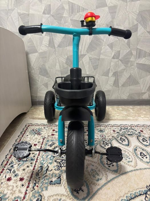 Продам детский велосипед и ослик