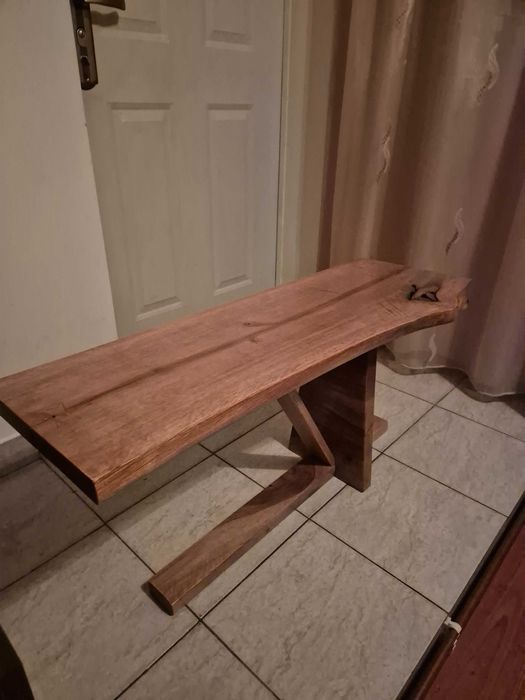 Măsuța de cafea din lemn masiv