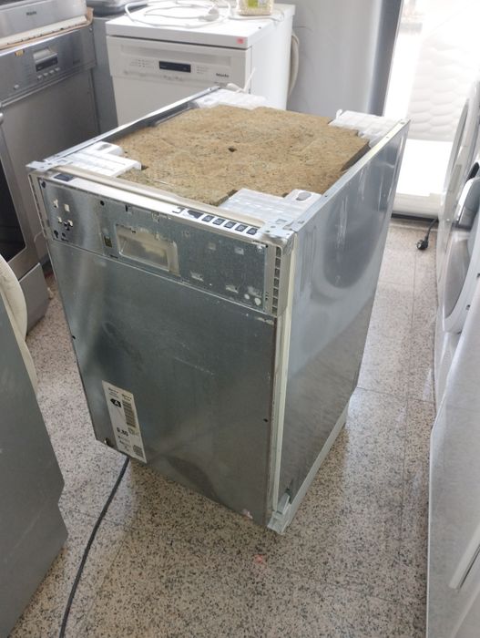 Съдомиялна NEFF 45см.За Пълно Вграждане