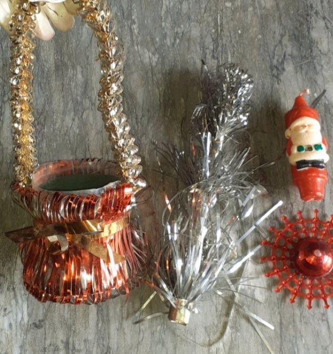 Globuri si decorațiuni de Crăciun  vechi