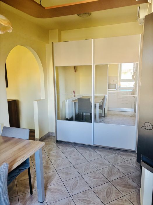 De inchiriat Apartament 2 camere Podgoria