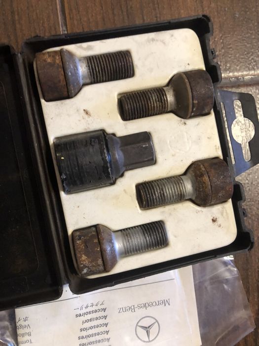 prezoane antifurt originale Mercedes