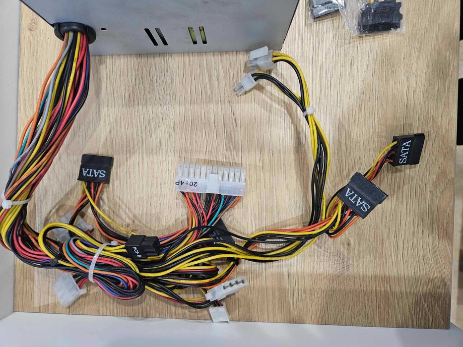 Захранване за компютър PSU TechSolo 450W CoolerMaster 400W