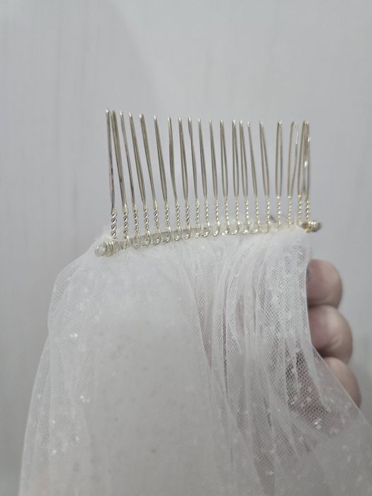 Voal mireasă lung 3m cu sclipici / glitter – Mireasa Modernă (cu pieptene)