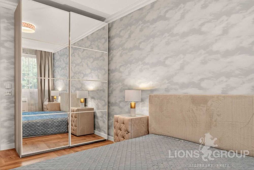 Дава се под наем Тристаен апартамент в Варна, Център - 100 кв.м за 1650 € - Снимка #13