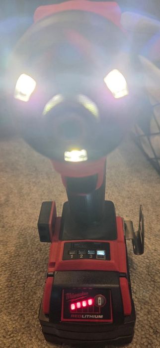 Milwaukee FUEL  комплект 2 машини