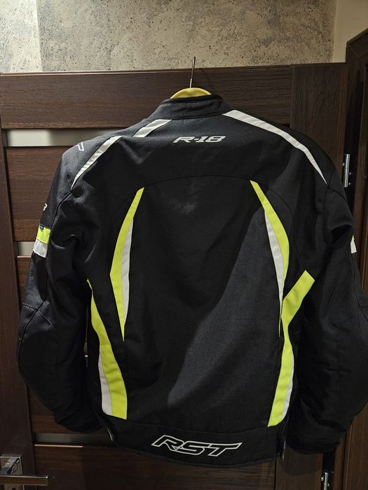 Текстилно яке RST