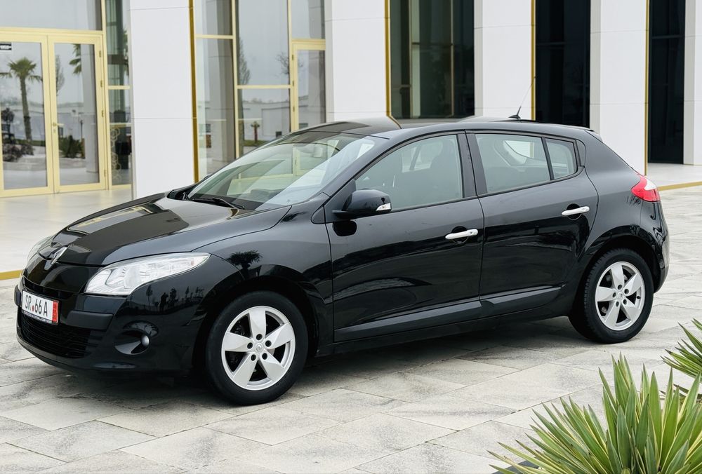 RENAULT MEGANE III - 1.4 Benzina -Limusine Dinamique 2012 - Euro 5